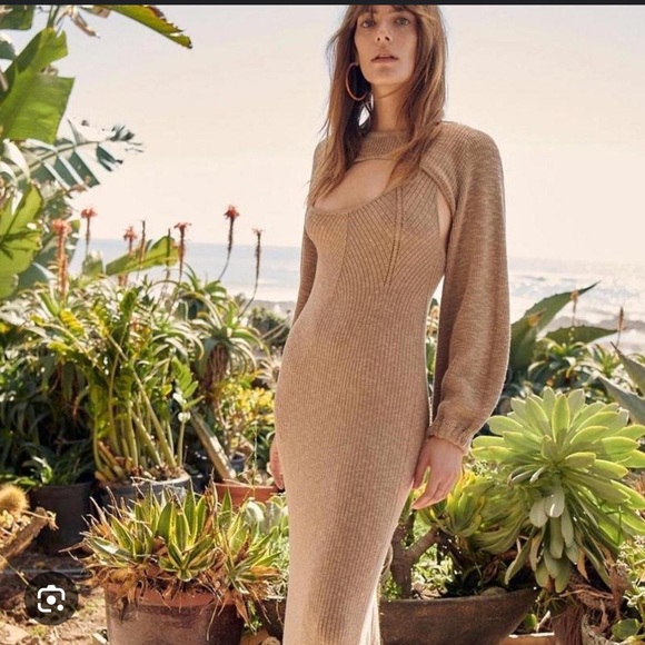 Free People Dresses & Skirts - FP Beach Adore me sweater set